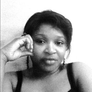 Meet your Posher, Abiola